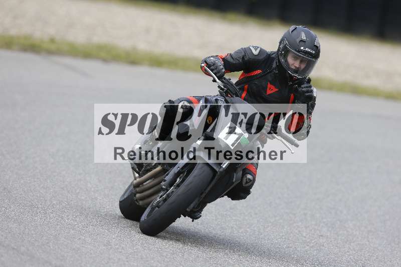 /Archiv-2024/14 25.04.2024 TZ Motorsport Training ADR/Gruppe gruen/11